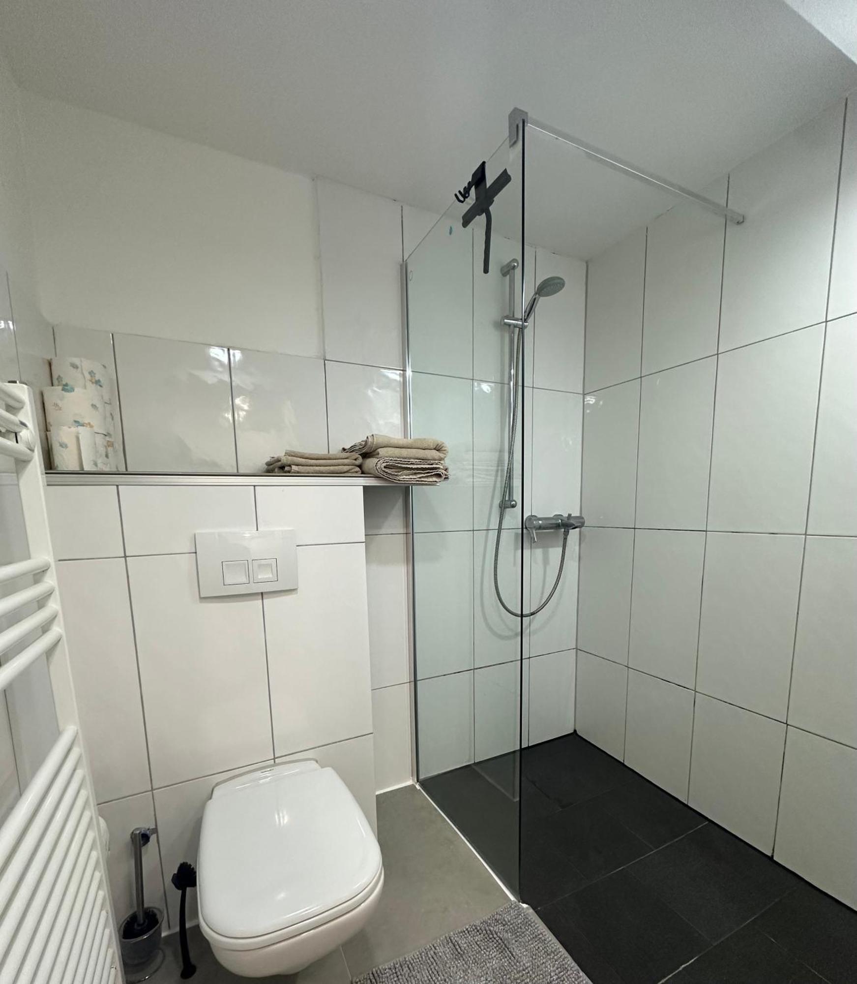 הנובר Charmante 2 Zimmer Souterrain מראה חיצוני תמונה